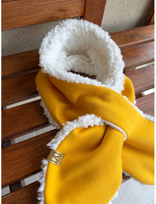 Warmkeeper šál s dierou podšitý barančekom - žltá