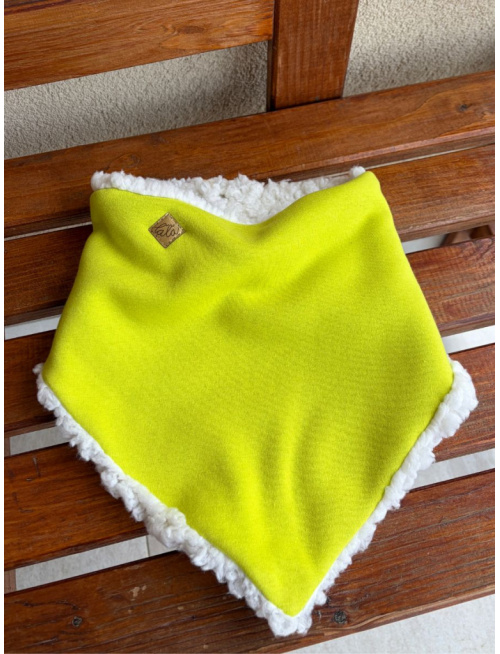 Warmkeeper trojuholníkový nákrčník podšitý barančekom - neón limetka