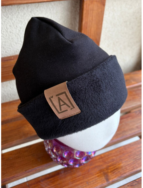 Warmkeeper čiapka s vyhnutým lemom - čierna