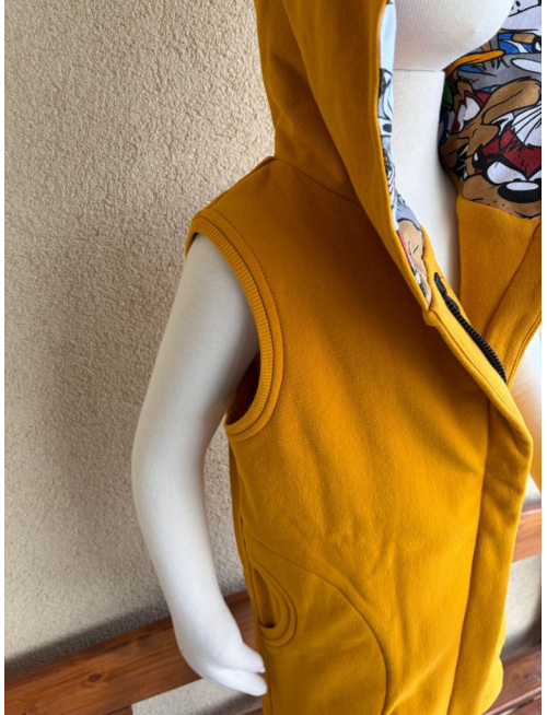 Rastúca PARMA vesta so šikmozipsom a uškami - ALEX