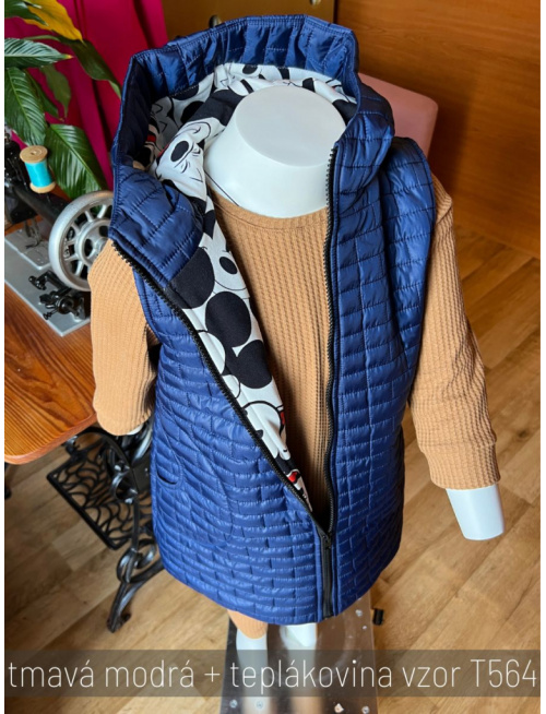 Rastúca vesta s rovnozipsom a stojačikovou kapucňou - prešivák podšitý teplákovinou - DOMI