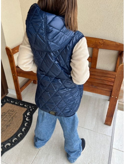 Pérová vesta s rovnozipsom a stojačikovou kapucňou