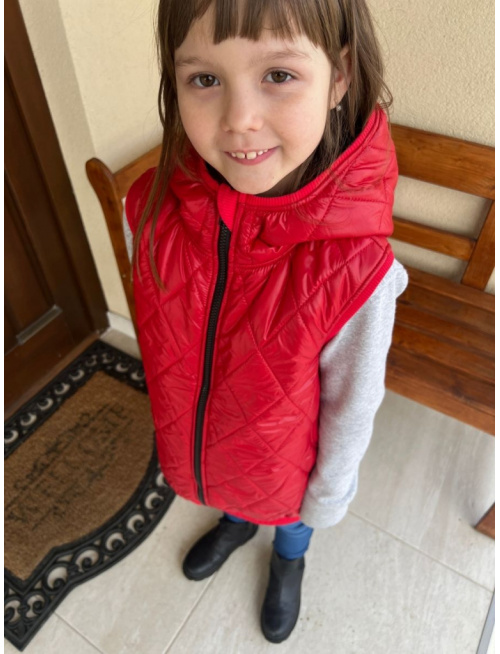 Pérová vesta s rovnozipsom a stojačikovou kapucňou