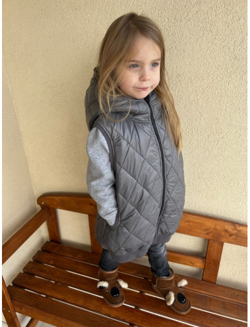 Pérová vesta s rovnozipsom a stojačikovou kapucňou