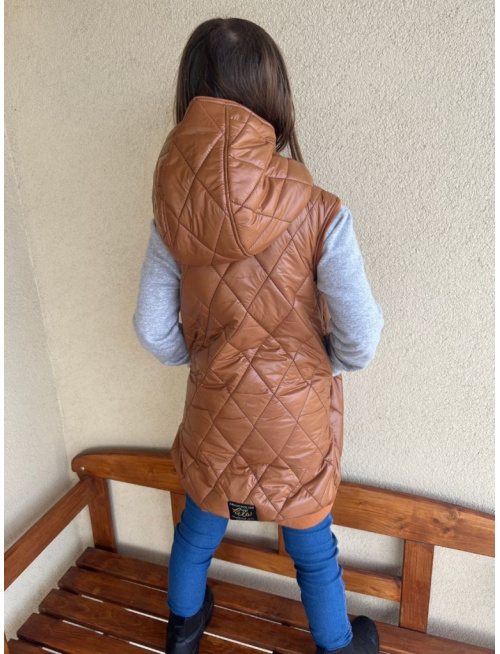 Pérová vesta s rovnozipsom a stojačikovou kapucňou