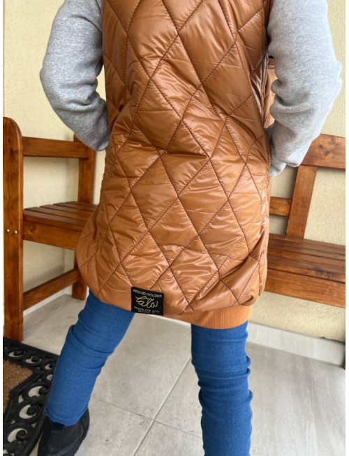 Pérová vesta s rovnozipsom a stojačikovou kapucňou