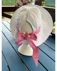 ♦ Rastúce elegantné klobúky na copík